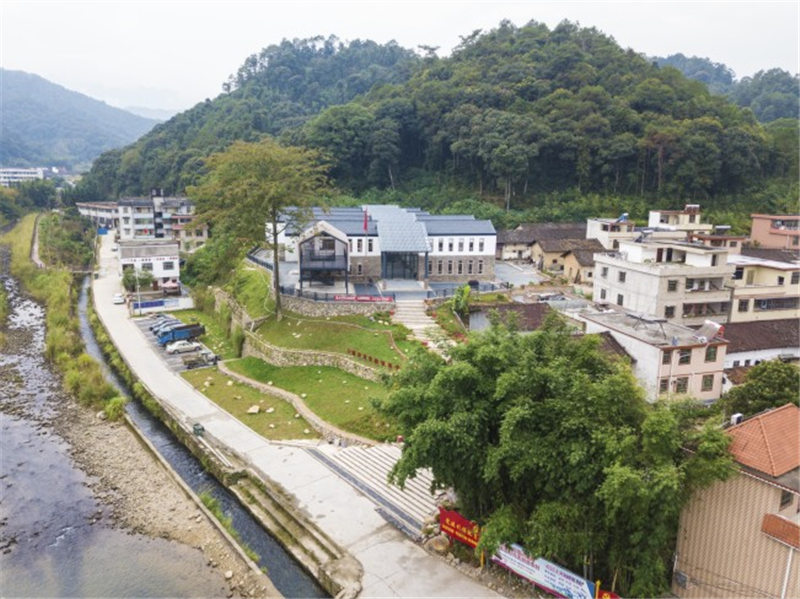 �佭���˾�����ۺ�������������-������1