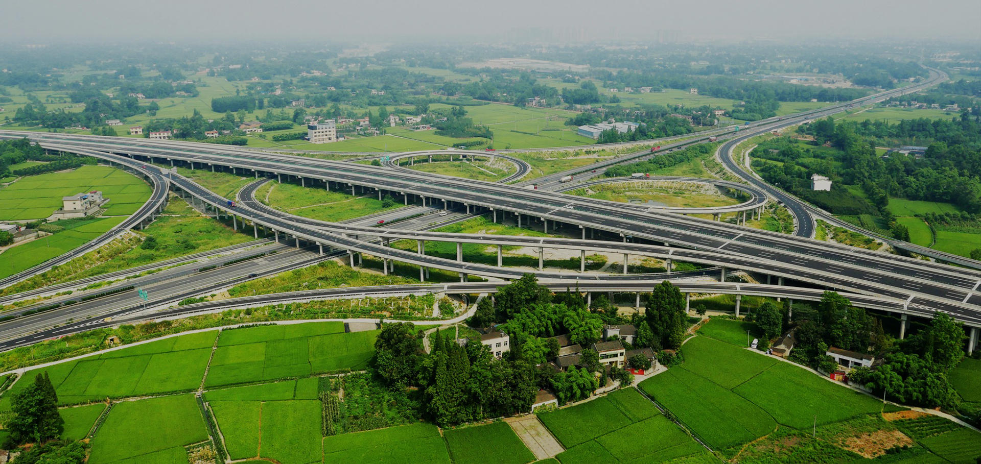 �԰����ҵΪ������Ⱥ��֮����������һ�������һ���ᱮ